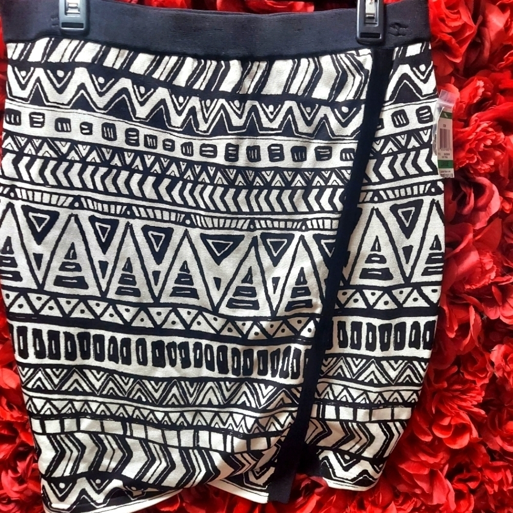 INC NWT Women's Large Cave Tribal Skirt